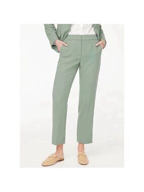JCF crepe cropped ankle pants, no belt loops and not needed.